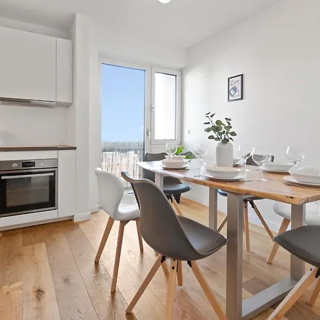 Flatista Homes - Hirschgarten Lägenhet