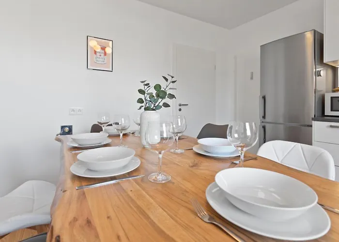 Appartement Flatista Homes - Hirschgarten Munich