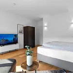 Flatista Homes - Hirschgarten * München