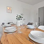 Daire Flatista Homes - Hirschgarten Münih