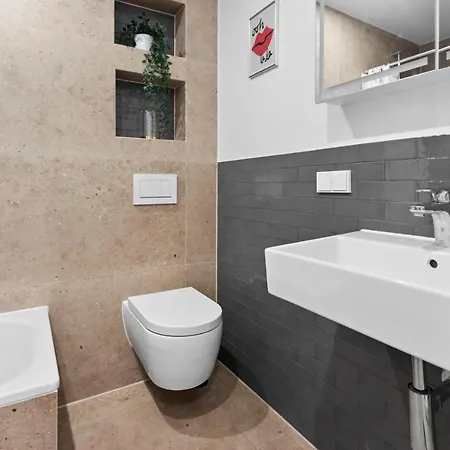 Apartment Flatista Homes - Hirschgarten
